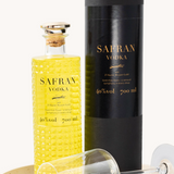 Safranvodka mit 23 Karat Blattgold